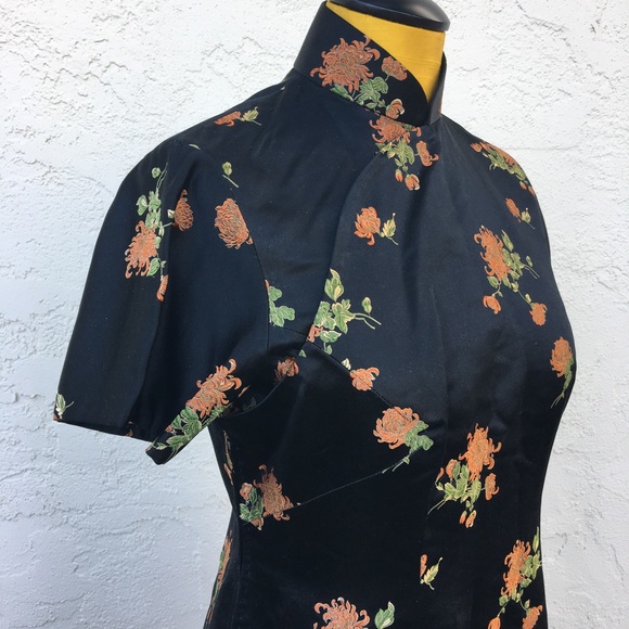 Vintage Dresses & Skirts - VINTAGE handsewn silk cheongsam